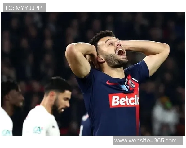 拉莫斯祝贺姆巴佩称其为第一兄弟展现深厚情谊